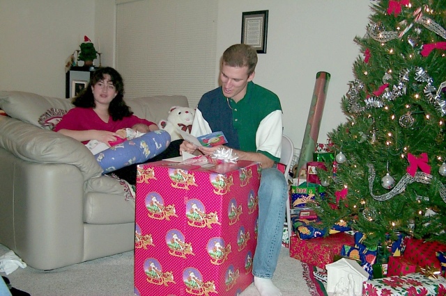 1999-12-22-Travis-opening-highchair.jpg